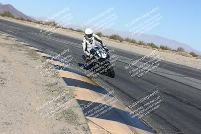 media/Dec-01-2025-Moto Forza (Mon) [[2daa91e15f]]/2-Intermediate Group/Session 4 (Turn 10 Inside)/